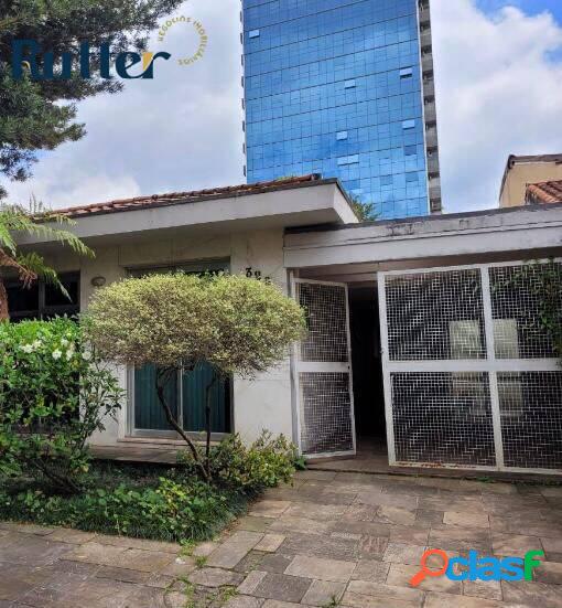 CASA DE 350M² NA VILA OLÍMPIA