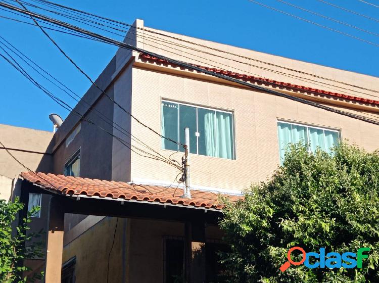Casa com 3 quartos em Santos Drumont- Vila Velha-ES