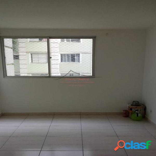 APARTAMENTO NO CONDOMINIO SAN IGNACIO -ANDAR BAIXO- 2