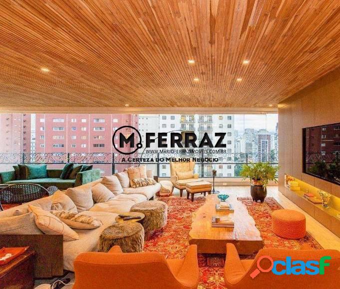 Apartamento reformado de 287m², 3 suítes - Impecável no