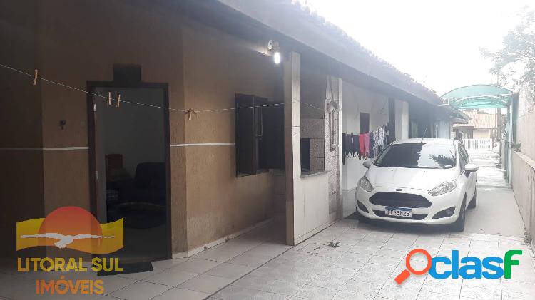 Casa geminada a venda no bairro Eliana, em Guaratuba-PR