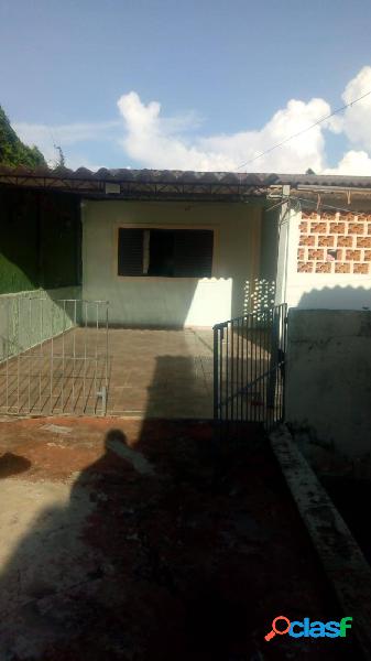 Casa para locação no jardim Bela Vista, 2 dormitórios