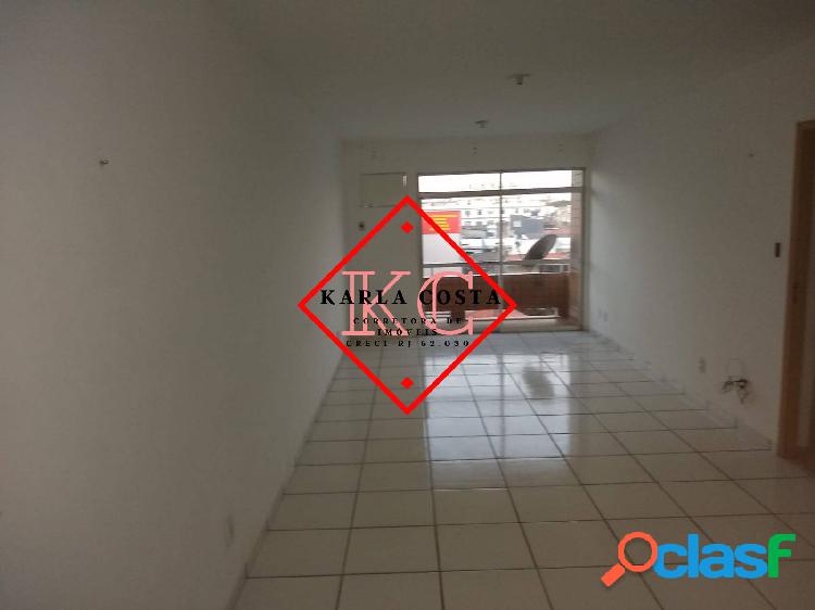 Espaçoso apartamento a 500m da praia com 3 quartos