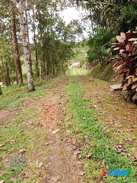 Excelente sítio à venda em Sete Barras/SP, próximo a