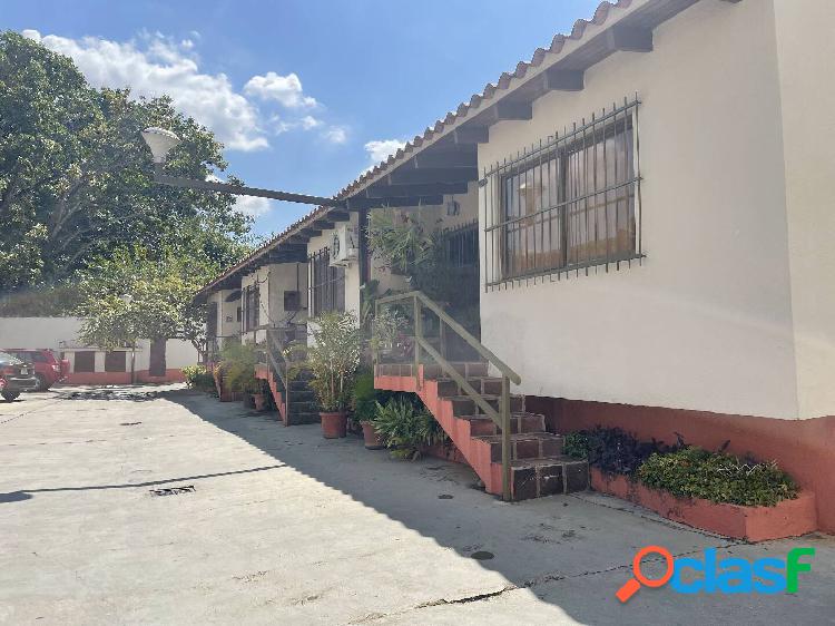 Se Vende Townhouse 77m2 Valles de Camoruco