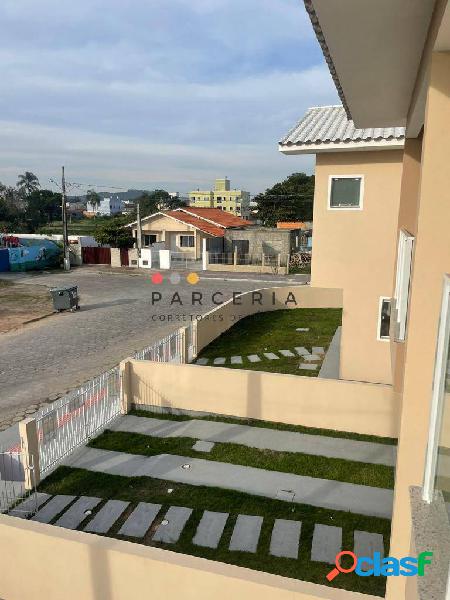 Sobrado à Venda com 02 dormitórios, no loteamento Vila