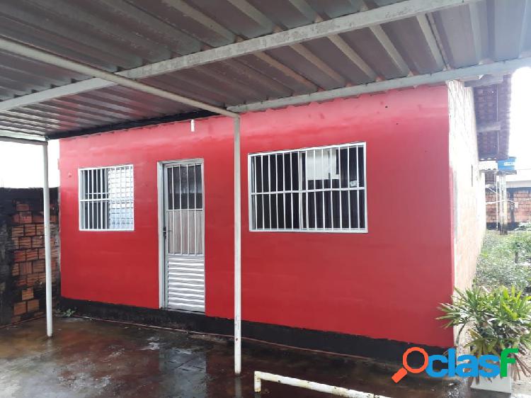 4 casas com 2 dormitórios à venda, por RS 600.000 - Flores