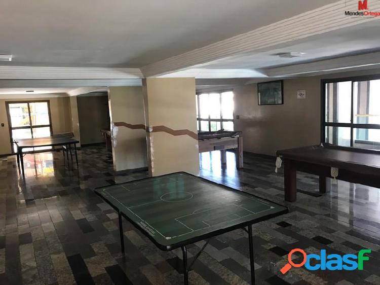 Apartamento à venda, 140 m², 3 quartos, 2 banheiros, 1