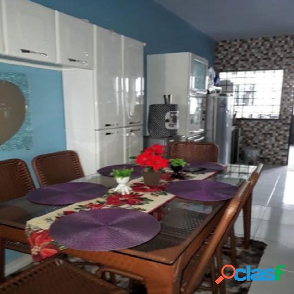 Casa com 2 dormitórios à venda, 100 m² por RS 150 - Santa