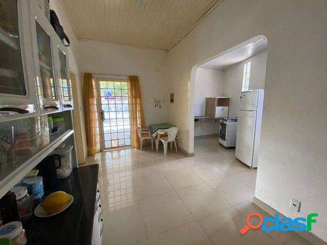 Casa com 2 dormitórios à venda, 220 m² por RS 285.000,00