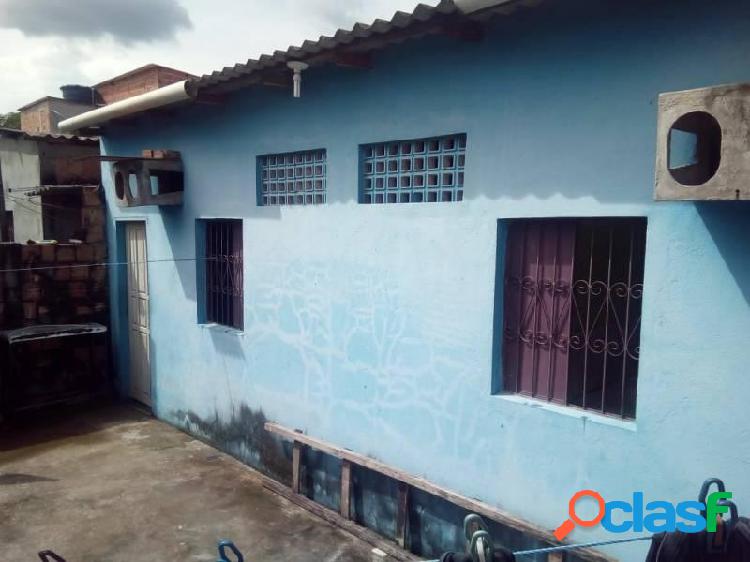 Casa com 2 dormitórios à venda, 60 m² por RS 160.000 -