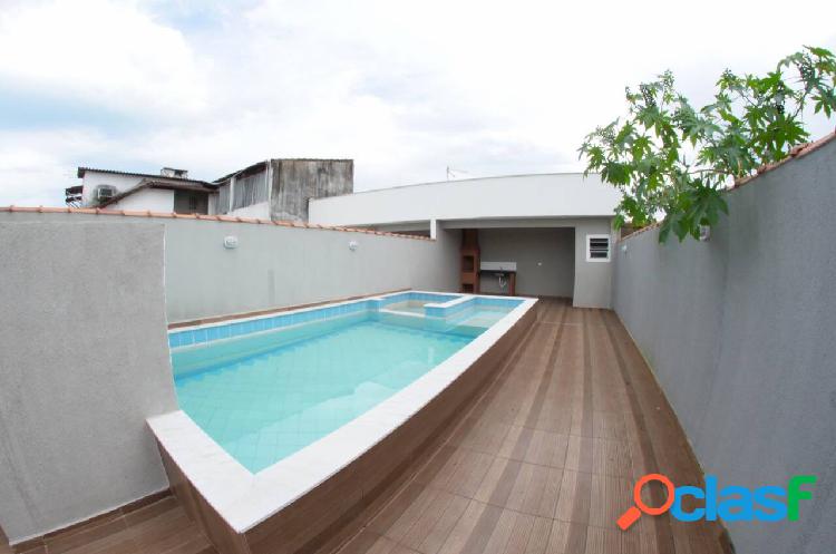 Casa com 3 dormitórios, em Itanhaém, com piscina R$ 370