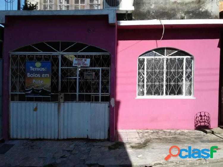 Casa com 3 dormitórios à venda, 105 m² por RS 290.000,00