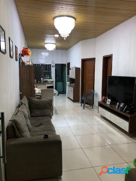 Casa com 3 dormitórios à venda, 150 m² por RS 270.000,00