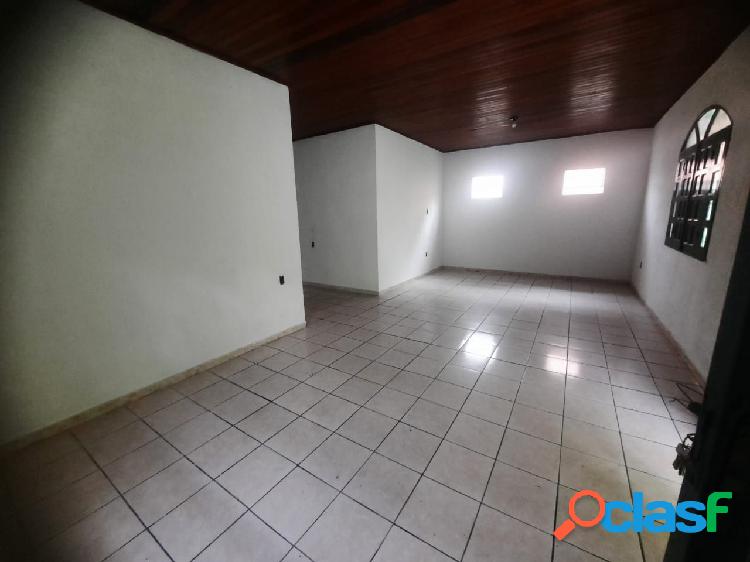 Casa com 3 dormitórios à venda, 152 m² por RS 300.000,00