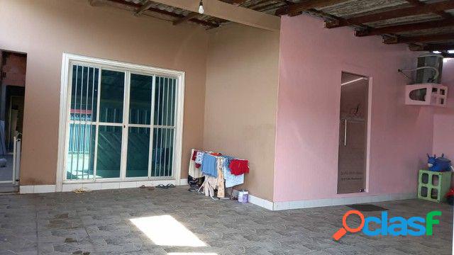 Casa com 3 dormitórios à venda, 180 m² por RS 200.000 -