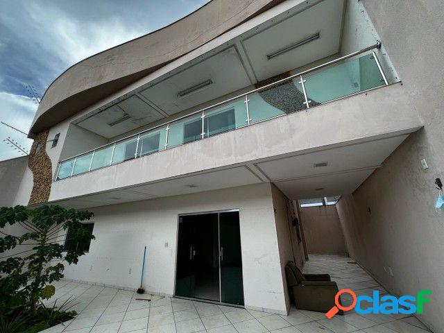 Casa com 3 dormitórios à venda, 350 m² por RS 750.000,00