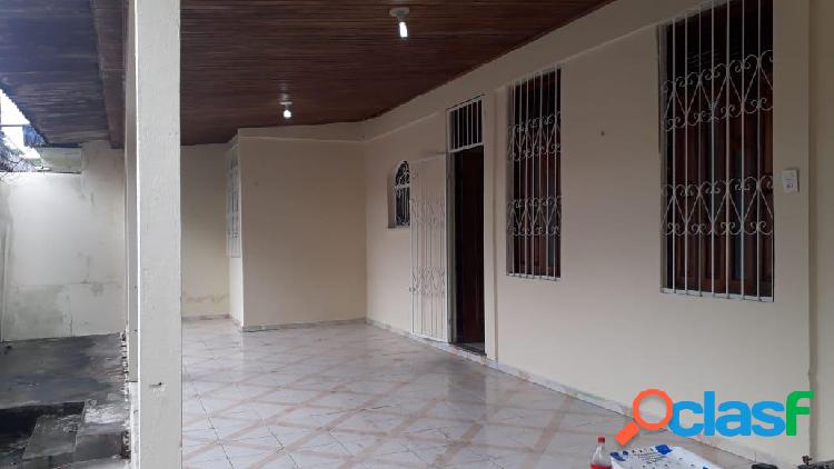 Casa com 4 dormitórios à venda, 250 m² por RS 350.000,00