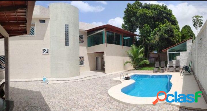 Casa com 4 dormitórios à venda, 392 m² por RS 950.000,00