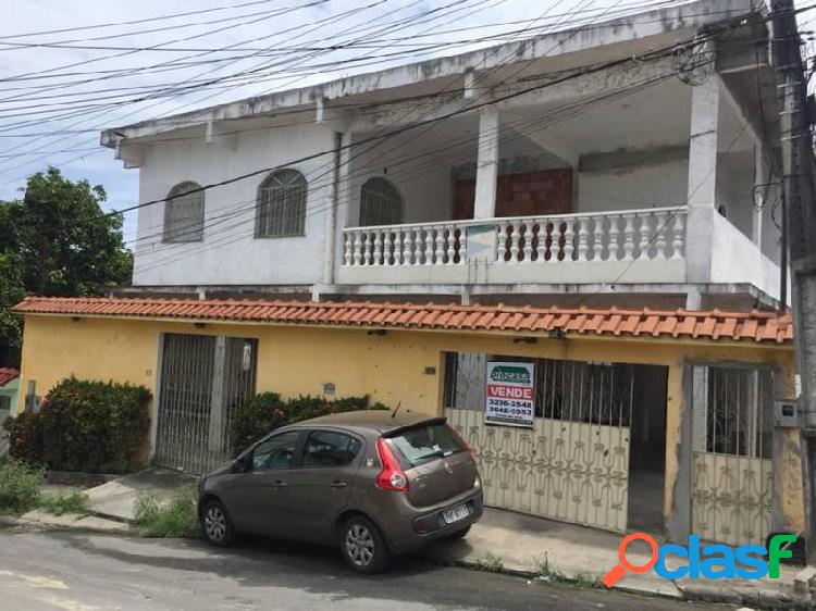 Casa com 6 dormitórios à venda, 320 m² por RS 300.000,00