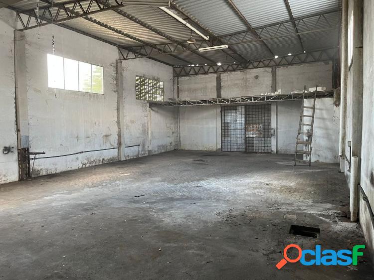 Galpão à venda, 250 m² por RS 300.000,00 - Cidade Nova -