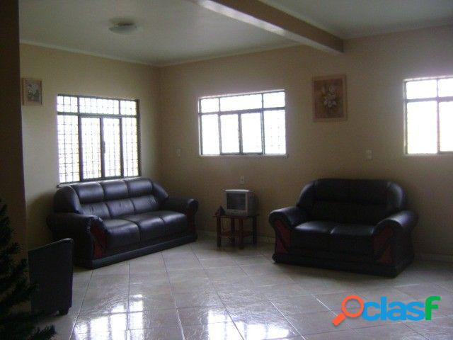 Linda casa com 3 dormitórios à venda, 340 m² por RS