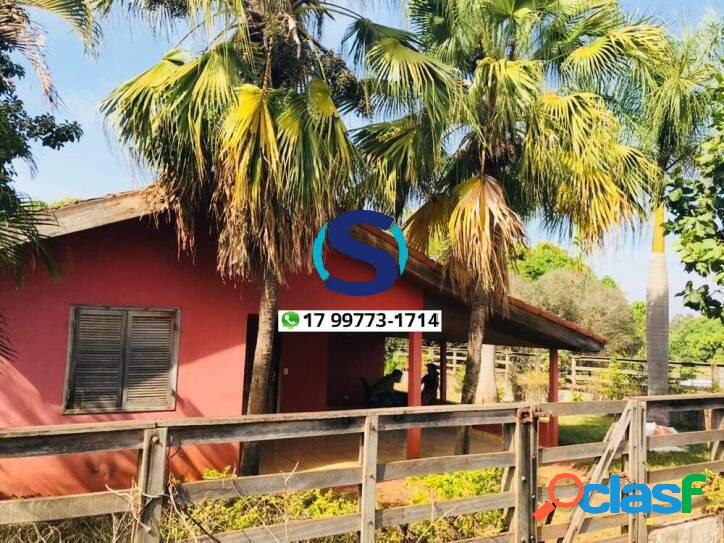 Vende-se sítio de 2,2 alqueires em Indiaporã, SP