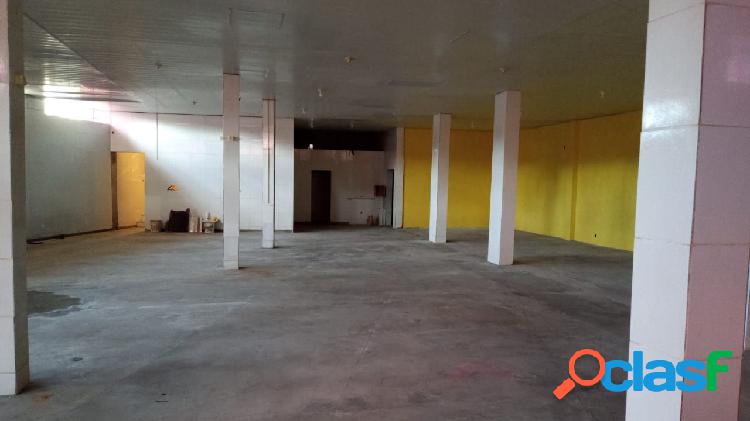 Ótimo galpão comercial para alugar, 1180 m² por RS