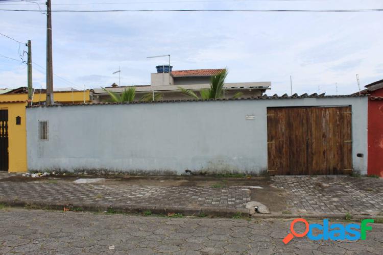 CASA LADO PRAIA COM EDICULA E PISCINA