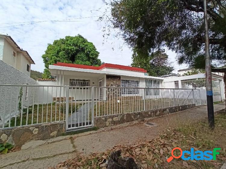 Casa quinta en venta con exclusiva en Los Colorados