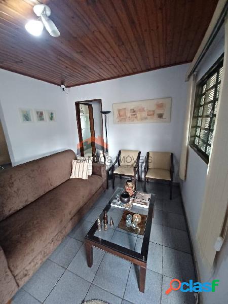 Residência com 2 Dormitórios - Vila Santa Luzia -