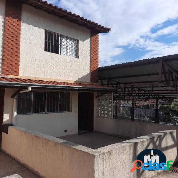 Casa com 2 Quartos, 64m², 2 Vagas de garagem - Osasco