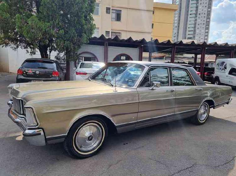 Ford Galaxie Landau