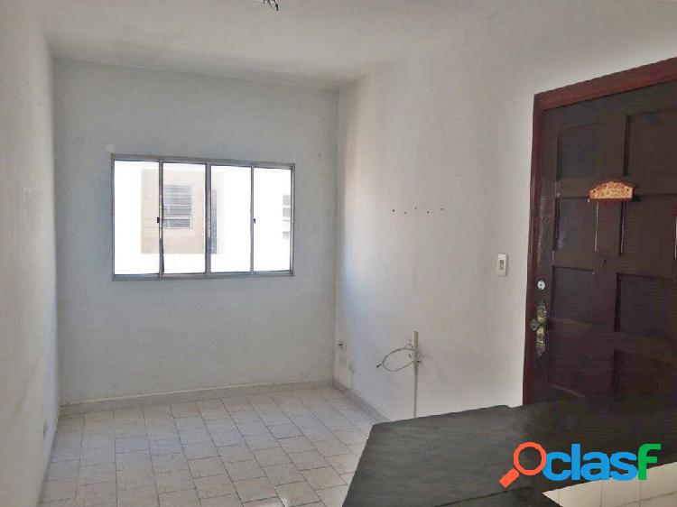 Apartamento em Praia Grande na Aviação, sendo 01