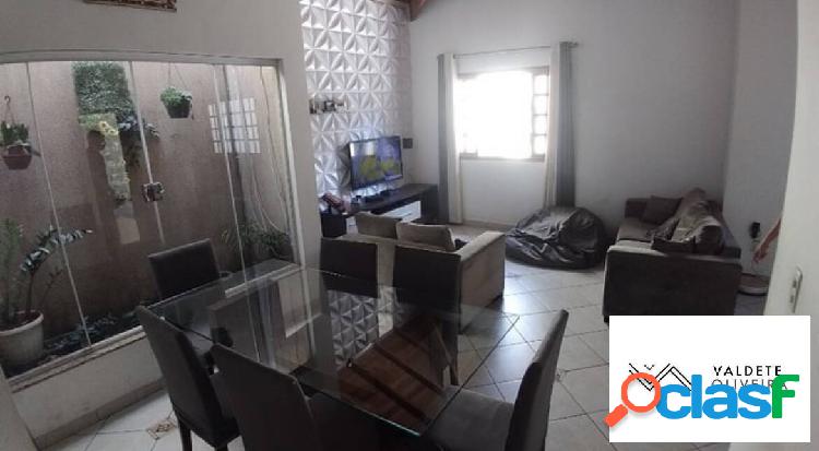 Aproveita! Excelente casa para você e sua família na