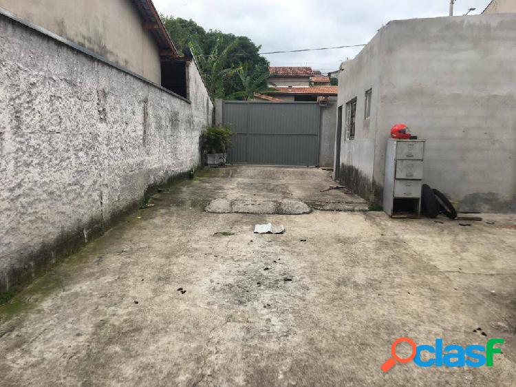 GALPÃO COM AMPLO TERRENO A VENDA!!