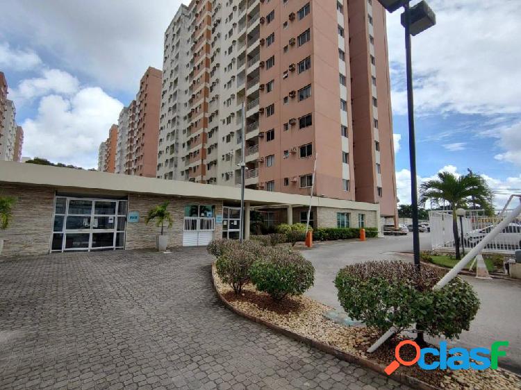 Apartamento com 3 quartos, 77,66m², à venda em Aracaju,