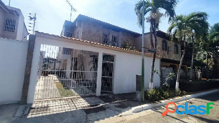 Casa en Venta en la Urb. Privada Parque Naguanagua, 200m²,