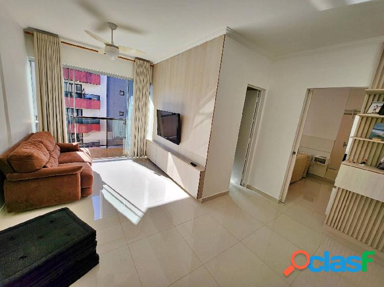 LINDO APARTAMENTO REFORMADO, VISTA AO MAR, COM LAZER!