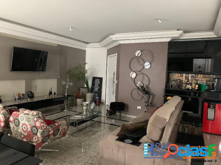 Oportunidade Apto alto padrão. Cond baixo