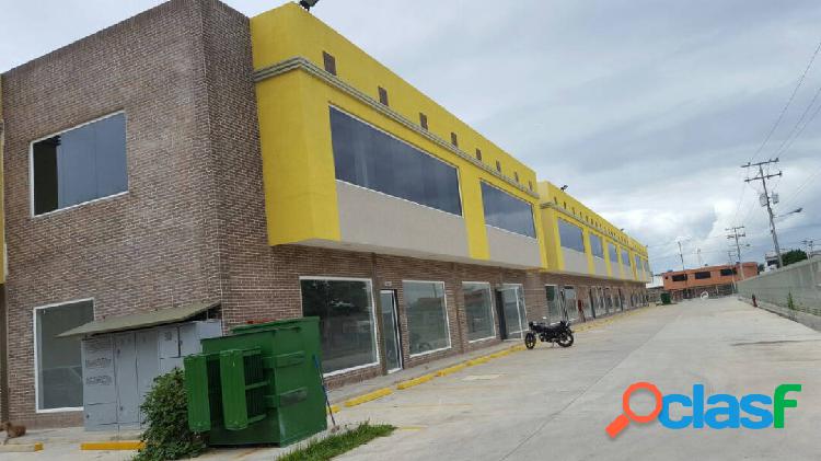 Venta galpón de 857m2 en castillito San Diego