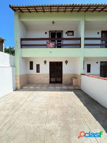 Ótima casa duplex para locação em Pernambuca próximo à