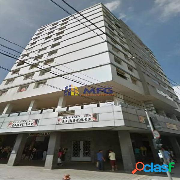 Apartamento 100m² Edifício Barão do Rio Branco Centro