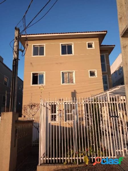 Apartamento 1 dormitório - semimobiliado no Cajuru