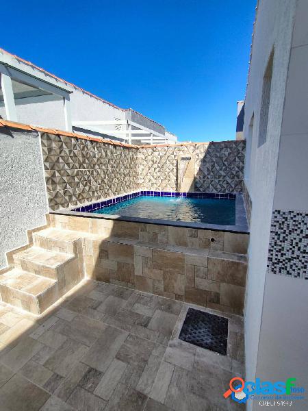 CASA CONDOMÍNIO COM PISCINA PRIVATIVA - 2 QUARTOS - 500 M