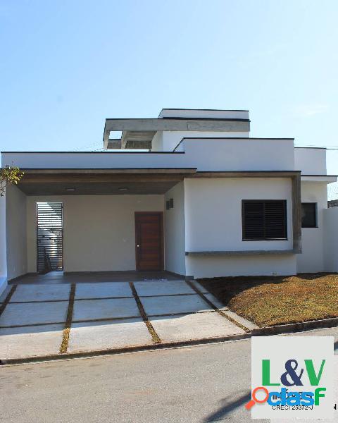 Casa em condomínio