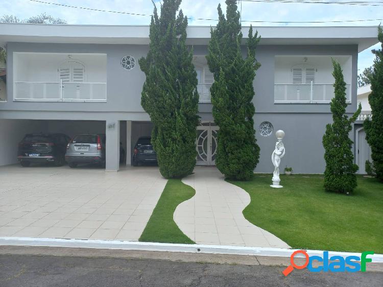 MARAVILHOSA CASA À VENDA ALPHAVILLE 5