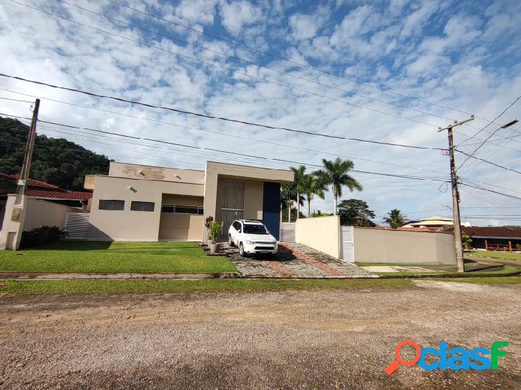 Casa de condomínio com 4 quartos, 360m² em Caraguatatuba,