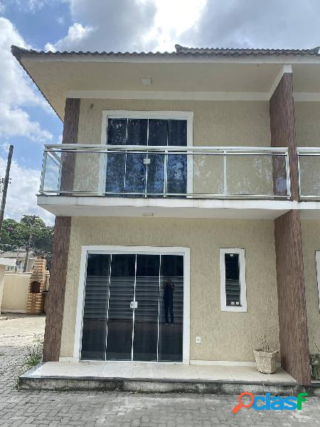 Itaocaia - Itaipuaçu - Casa Duplex - 2 quartos.