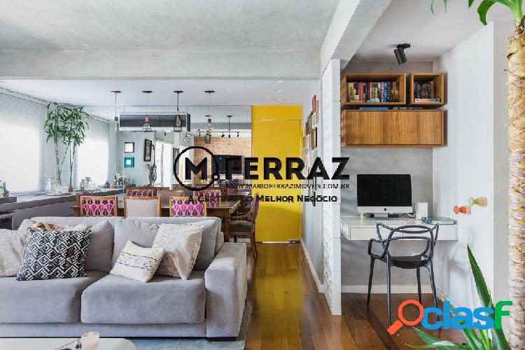 Apartamento 128m², 2 suítes, totalmente reformado em Moema